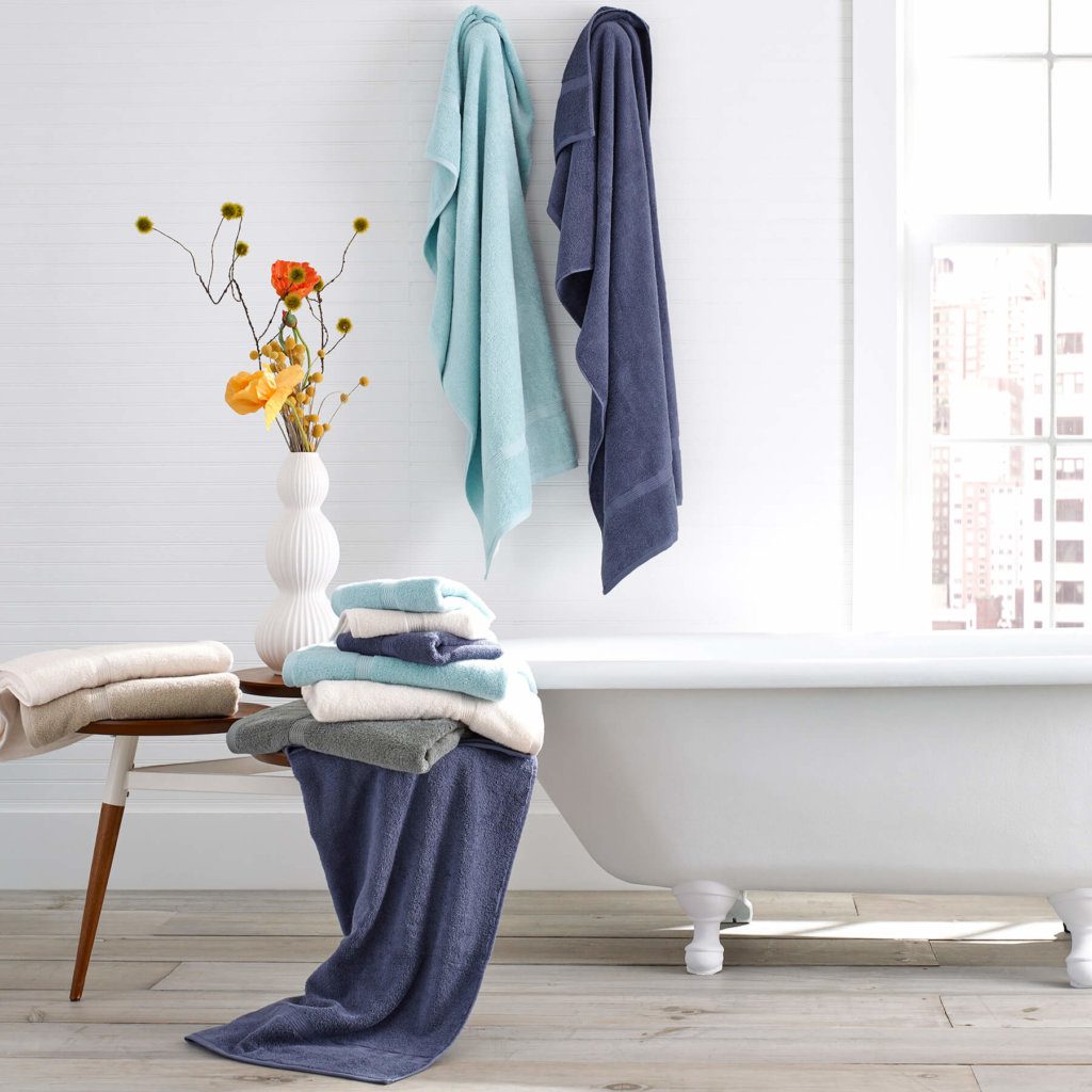 Loft by Loftex Spa Towel Green Floral Pattern 100 Cotton 2 Hand 2